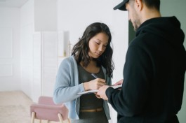 大学生搞兼职那点事儿，有好有孬
