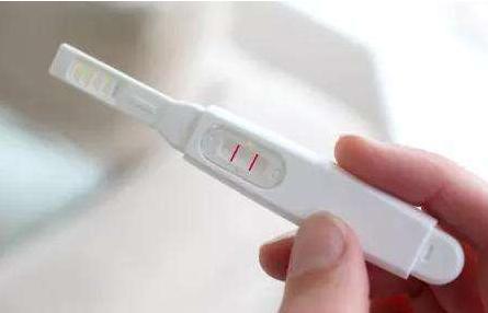 怀孕多久能用早孕试纸验孕？并且准确呢？ 第1张